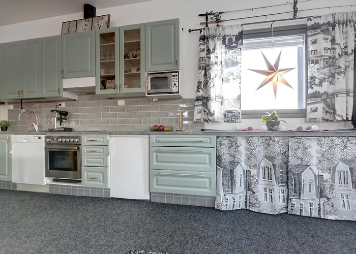 Apaja 度假居 罗瓦涅米